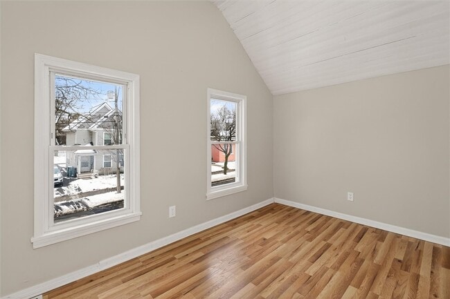 Building Photo - 127 Conkey Ave