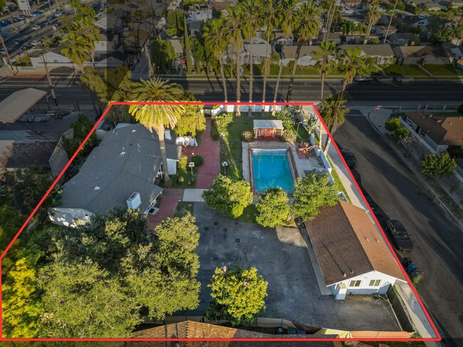 Building Photo - 8647 Corbin Ave