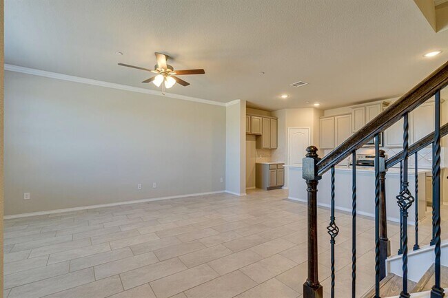 Building Photo - 3404 Becker Dr