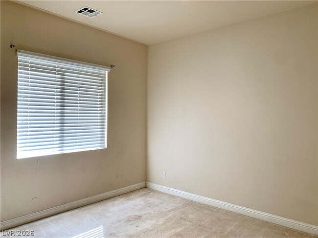 Building Photo - 10660 Lago Cantini St