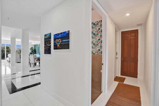 Building Photo - 516 Hendricks Isle