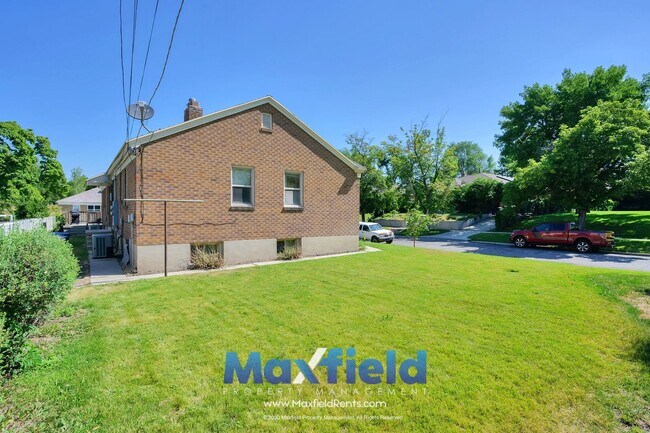 Building Photo - Sugarhouse Area - 2 BD 1 BA 1 GA