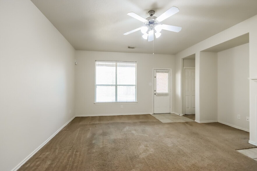 Building Photo - 26900 Armor Oaks Dr