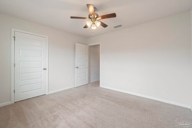 Building Photo - 10609 Queens Gate Cir