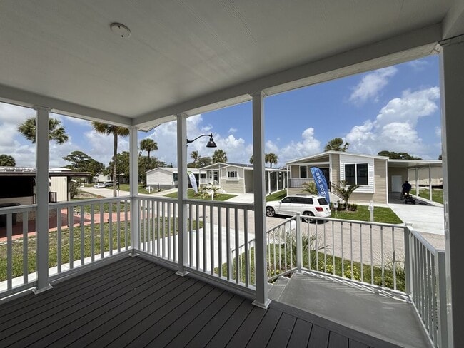 Building Photo - 7426 43rd Dr N
