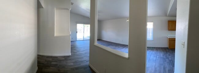Building Photo - 2123 Nand Dr