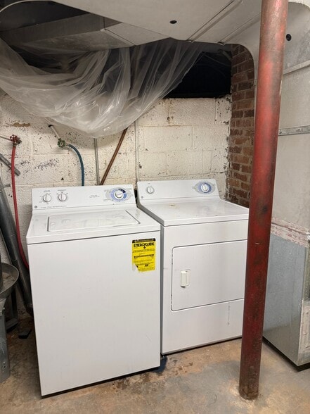 Building Photo - 2625 Greenbrier Rd