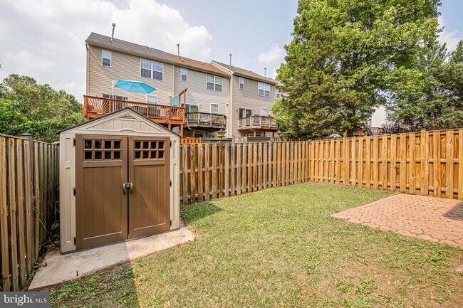 Building Photo - 8624 Venoy Ct