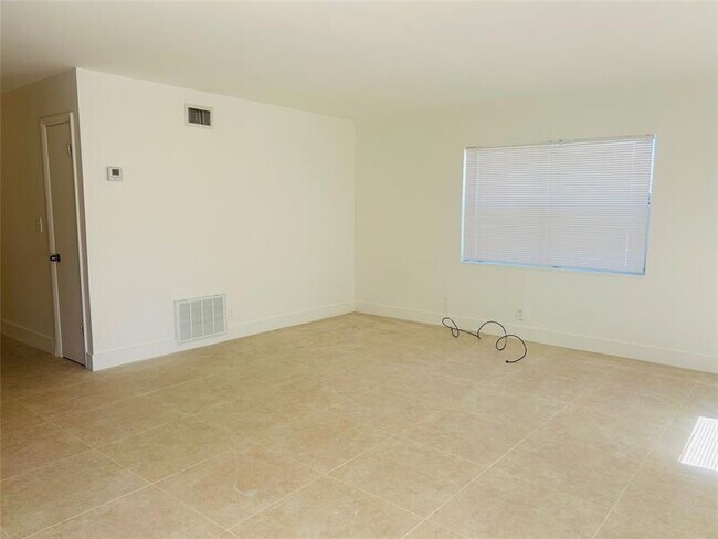 Building Photo - 1775 NW 55th Ave