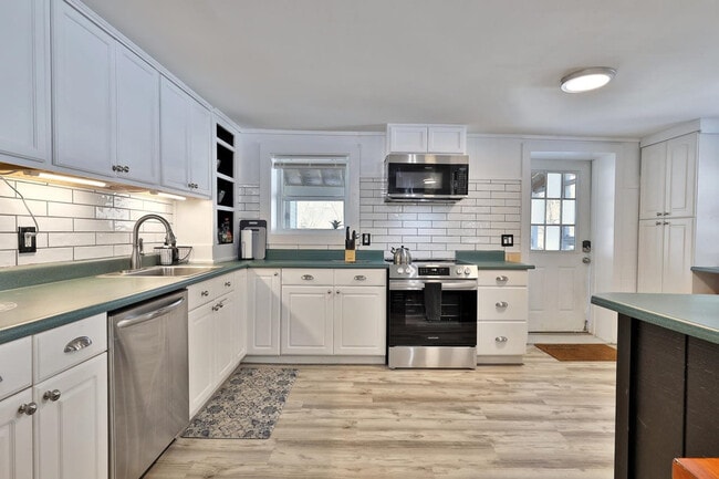 Building Photo - 7137 US-4