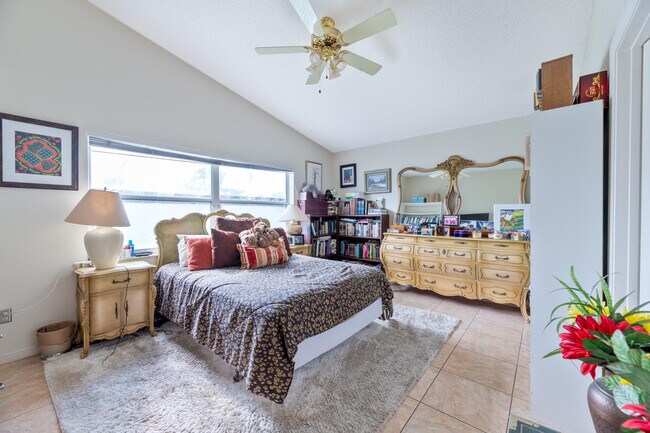 Building Photo - 9550 Islamorada Terrace