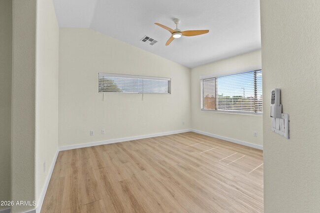 Building Photo - 14369 W Lexington Ave