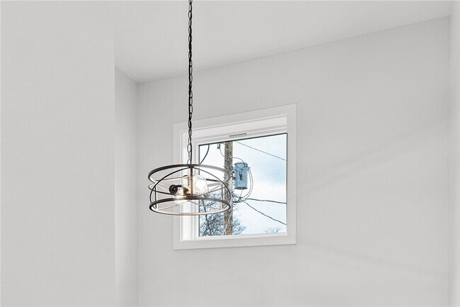 Building Photo - 169 S Union St