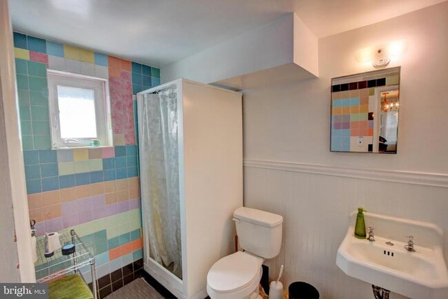 Building Photo - 2703 Dawn Dr