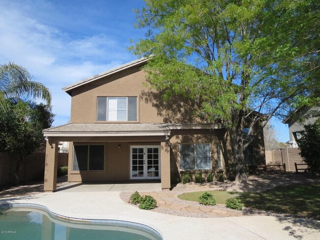 Building Photo - 3365 E Linda Ct