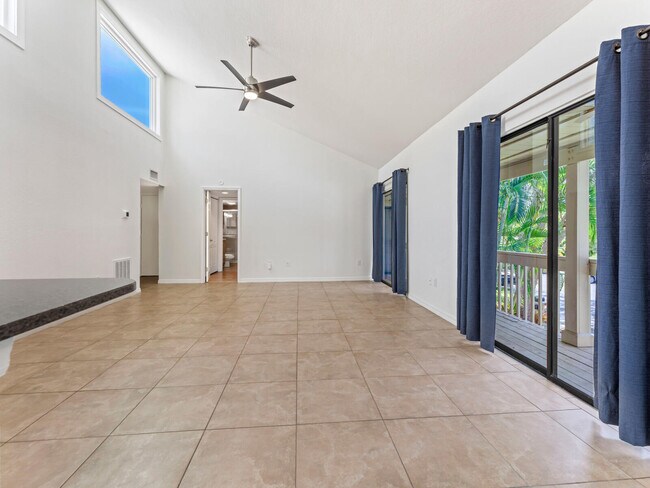 Building Photo - 2228 Bahia Vista St