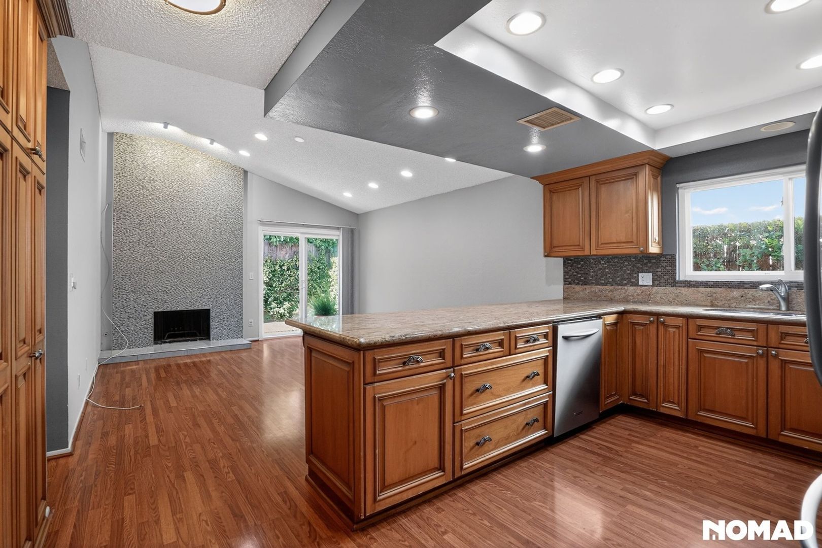 Building Photo - 23119 Valerio St