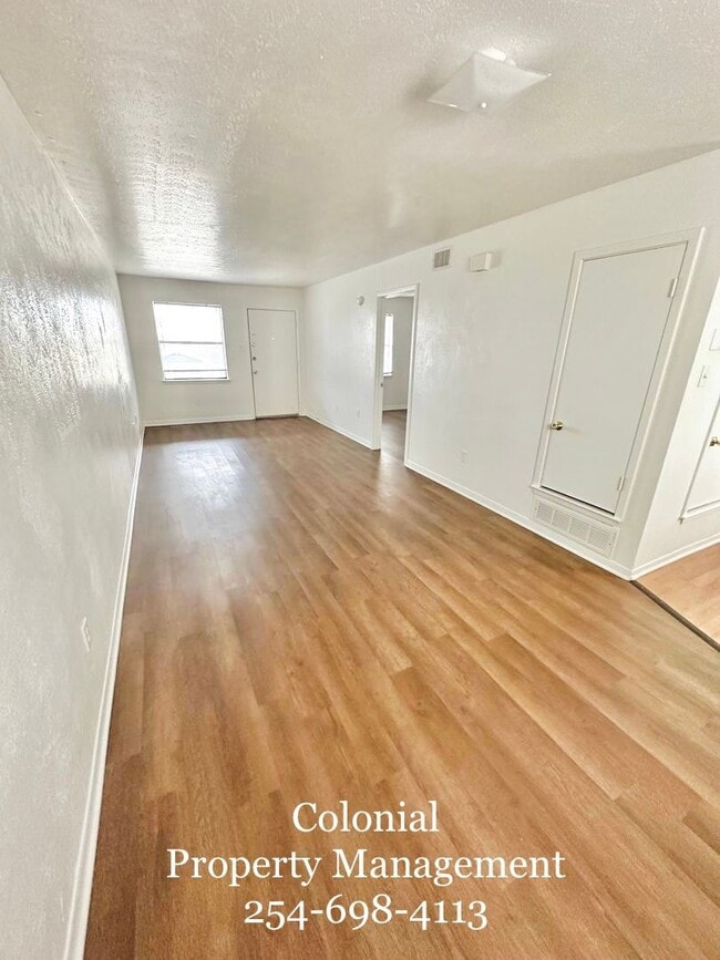 Building Photo - AVAILABLE NOW; APPLY AT OUR WEBSITE TODAY!!