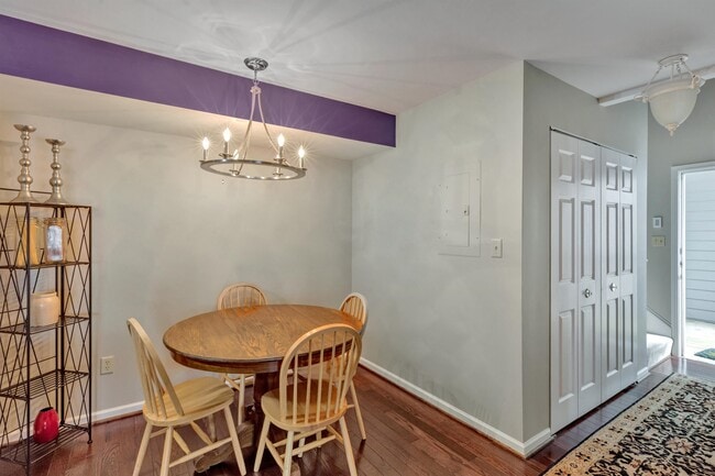 Building Photo - 621 Fern Meadow Loop