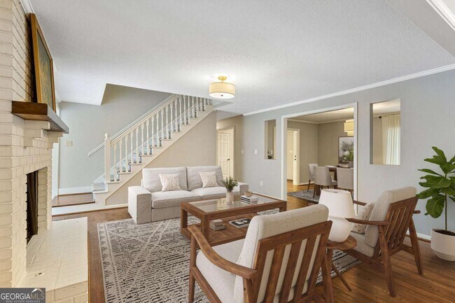 Building Photo - 1375 Mosswood Ln SE