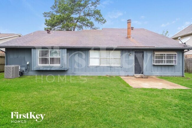 Building Photo - 11814 Perry Rd