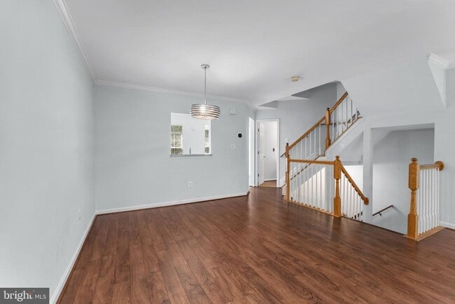 Building Photo - 2204 Commissary Cir