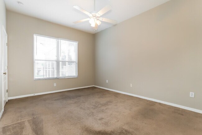 Building Photo - 22135 Red Jacket Ln