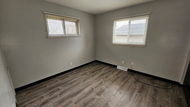 Building Photo - Newly Remodeled 3-Bedroom, 1-Bath Mansfield Home with Modern Upgrades & 2-Car Garage