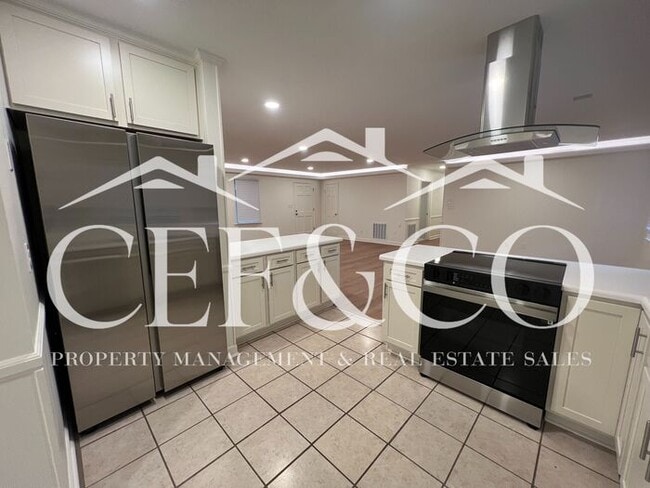 Building Photo - For Rent – Spacious 4 Bedroom, 2 Bathroom ...