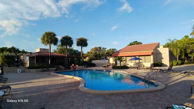 Building Photo - 3851 Estepona Ave