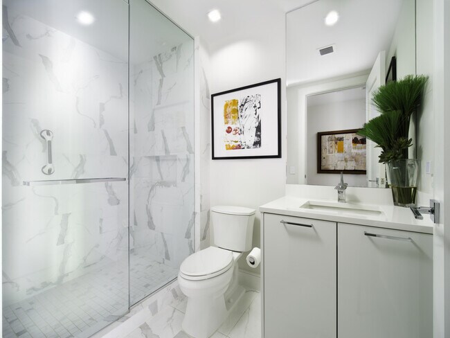 Building Photo - 3730 N Ocean Dr