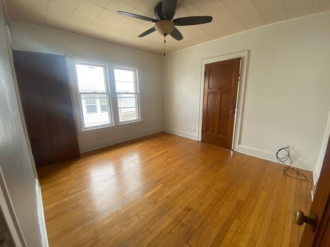 Building Photo - 2259 N 72nd St