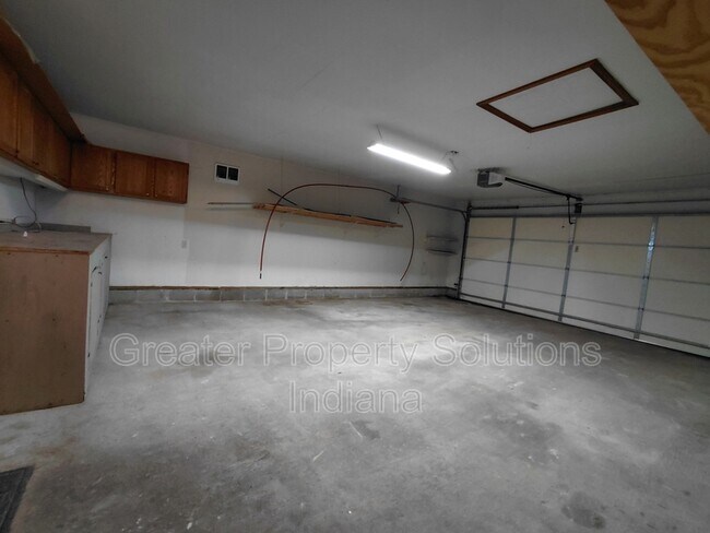 Building Photo - 2870 Vigo St