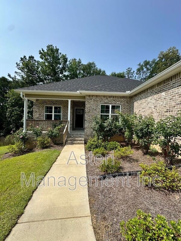 Building Photo - 113 Lasso Drive