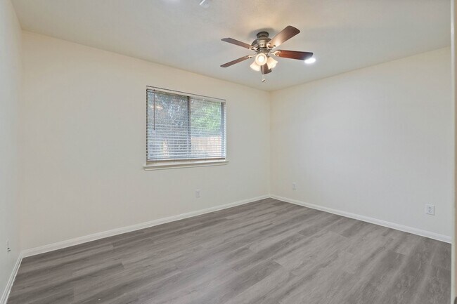 Building Photo - 21523 Juniper Meadows Dr