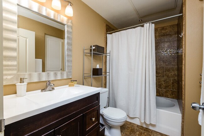 Building Photo - 6900 E Princess Dr