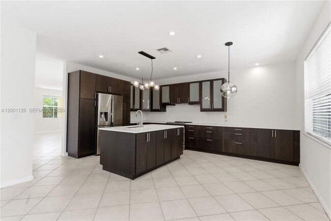 Building Photo - 4808 SW 157th Way