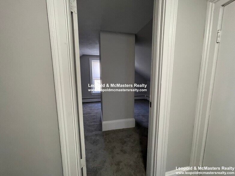 Building Photo - 3 Winship Pl