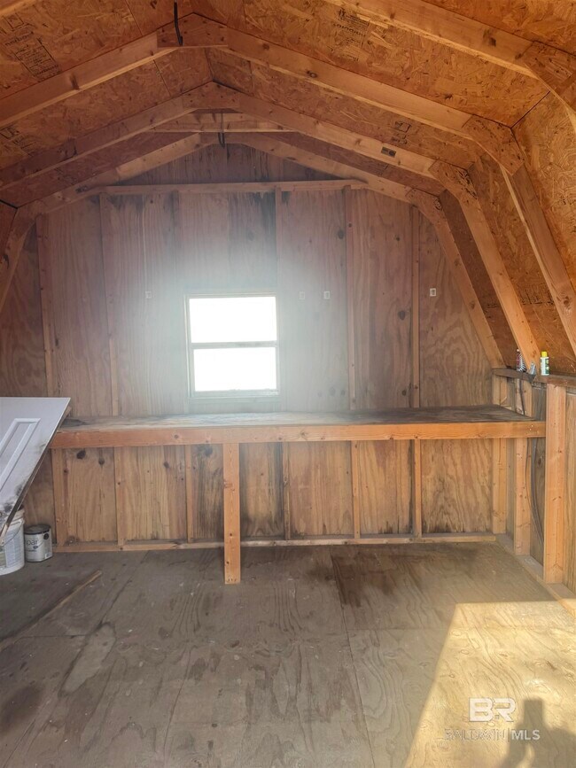 Building Photo - 20 Magnolia Cir