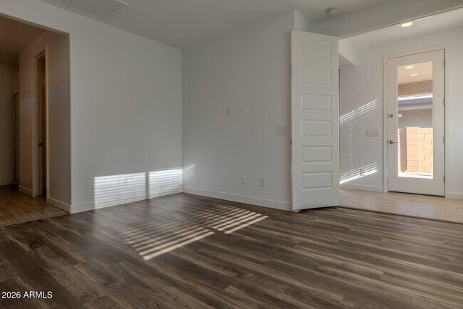Building Photo - 3830 S 64th Dr
