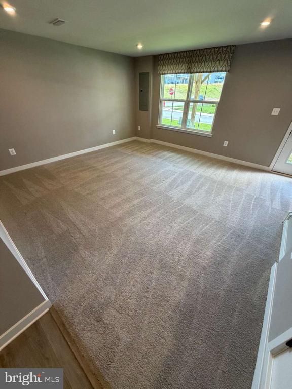 Building Photo - 8700 Stevenson Ln