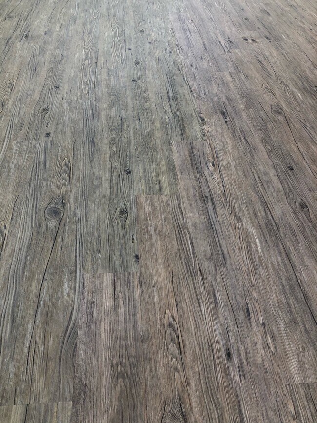 Building Photo - 2817 Rowell St