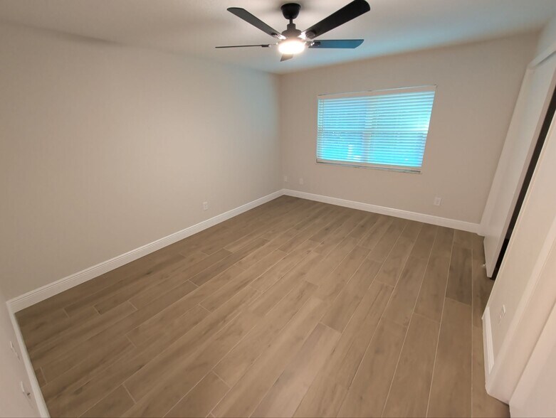 Building Photo - 7 Chinaberry Cir