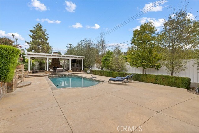 Building Photo - 598 Encino Vista Dr