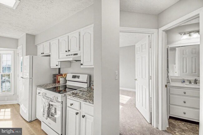 Building Photo - 11154 Summers Cove