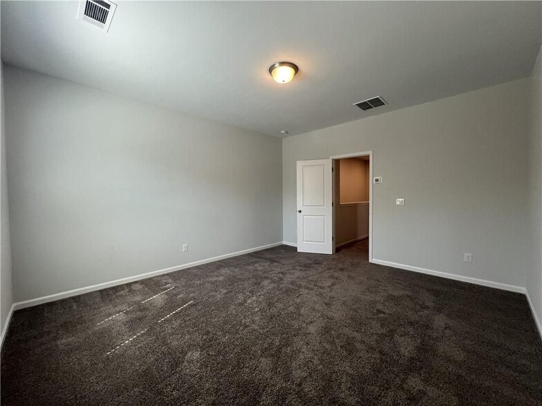 Building Photo - 2520 Whistler Wy