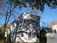 Building Photo - 2819 Clinton Rd