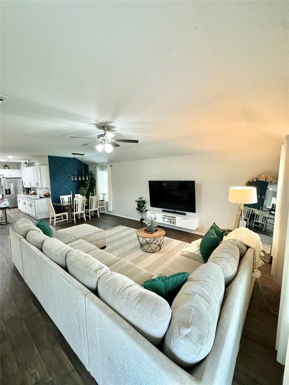Building Photo - 15004 Monserrat Ln