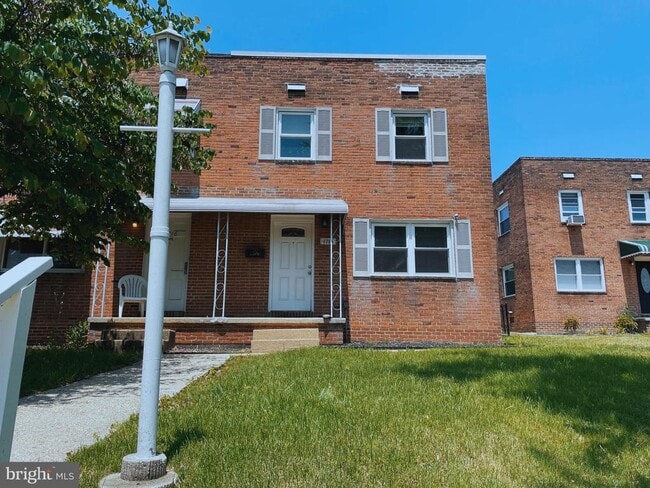 Primary Photo - 1718 Yakona Rd