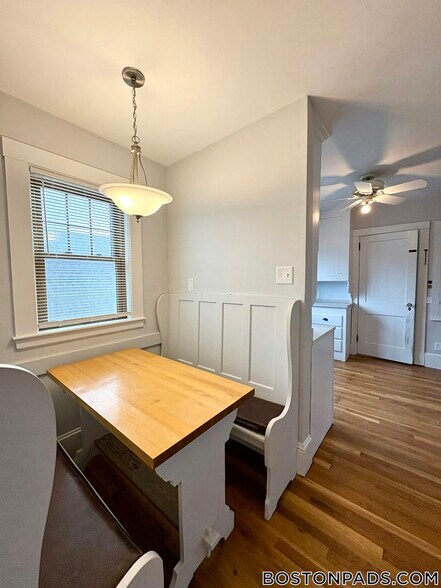 Building Photo - 15 Edgecliff Rd